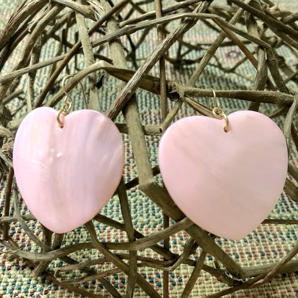 Dusty Rose Pink Heart Shaped Earrings fair…